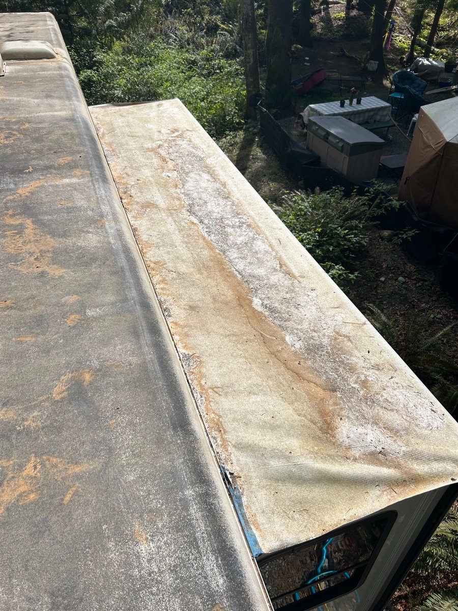 Oxidized RV roof before detailing